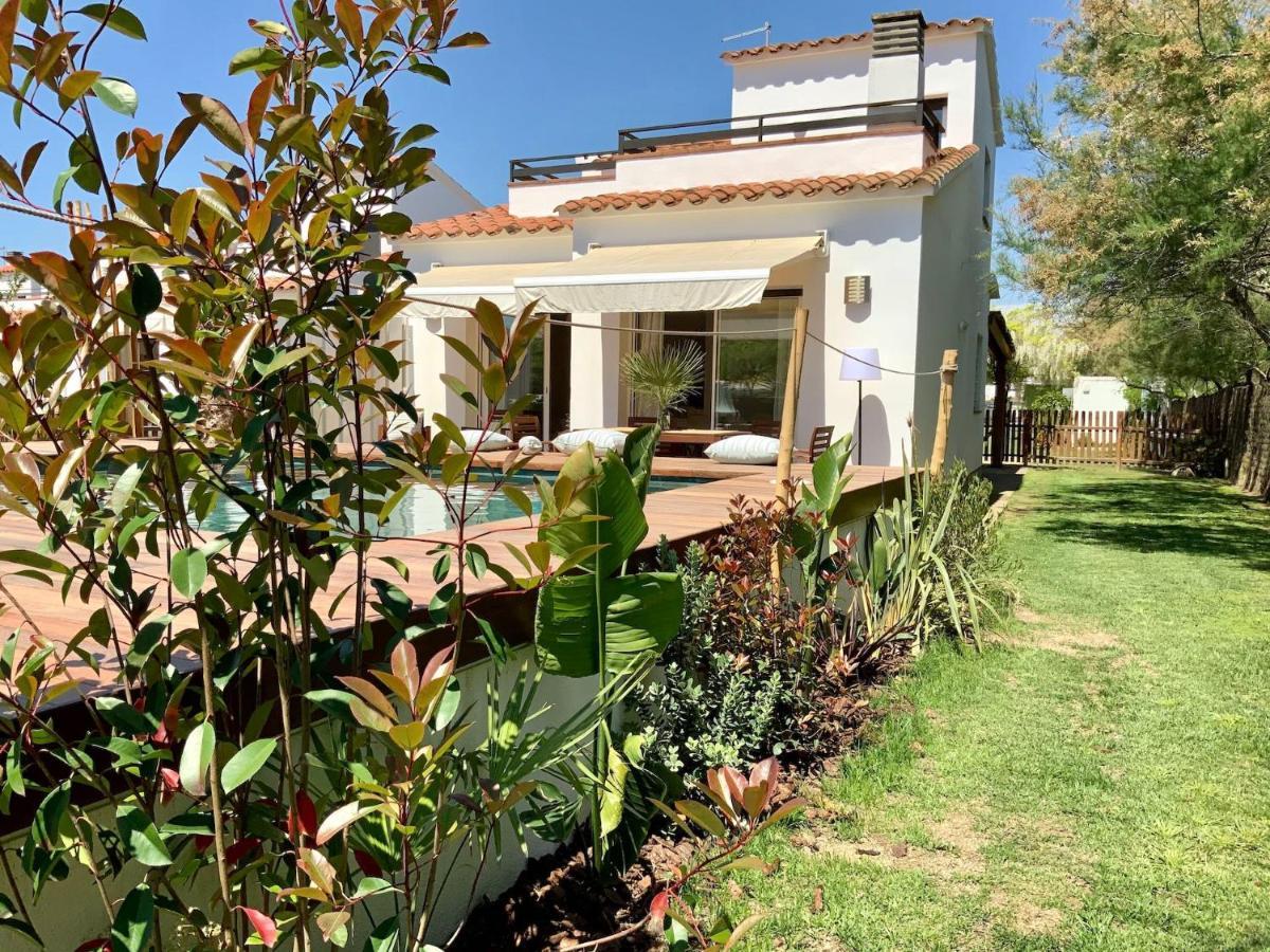 Villas Empuries, Garden & Private Pool サン・マルティー・ダンプリアス エクステリア 写真