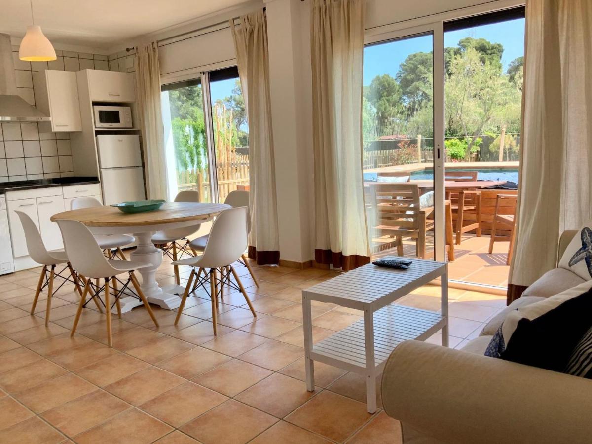 Villas Empuries, Garden & Private Pool サン・マルティー・ダンプリアス エクステリア 写真