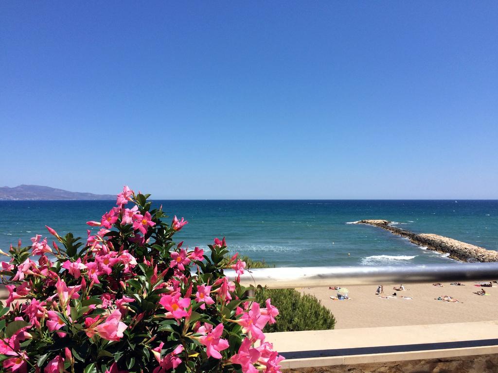Villas Empuries, Garden & Private Pool サン・マルティー・ダンプリアス エクステリア 写真